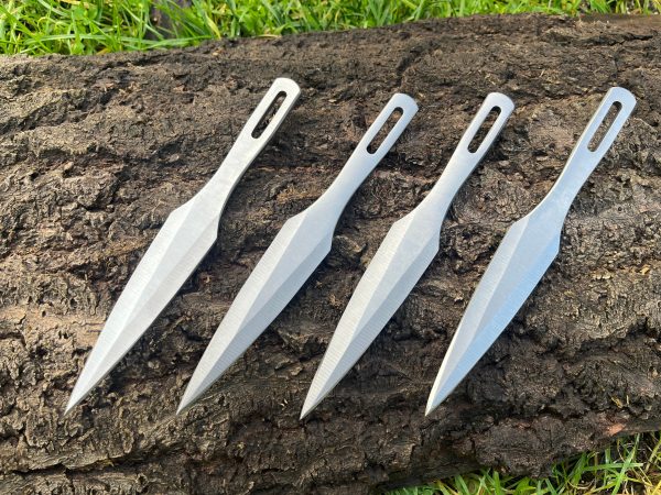 IMG_6747-1.jpg Set de 4 Kunai modernes – 4mm d'épaisseur – étui tactique