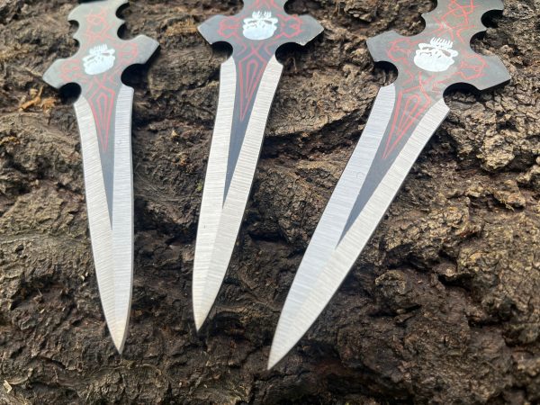 Set de 3 couteaux de lancer – modèle expendable rouge