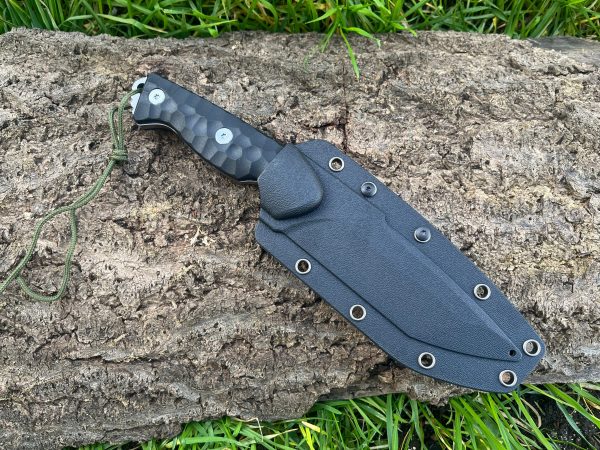 IMG_6812-1.jpg Couteau Fixe TitanForge – Tanto Modifié – 26 cm