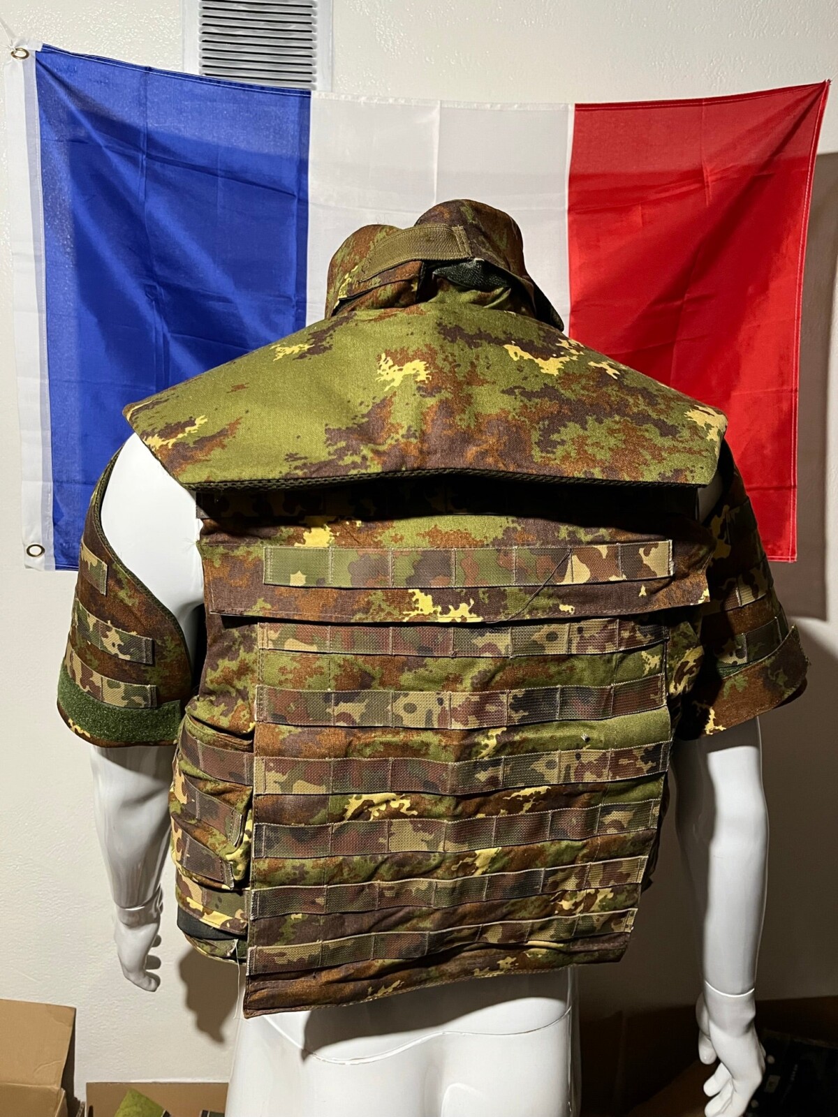 gilet de protection intégral NIJ IIIA NIJ IV Italie multi zones kevlar céramique