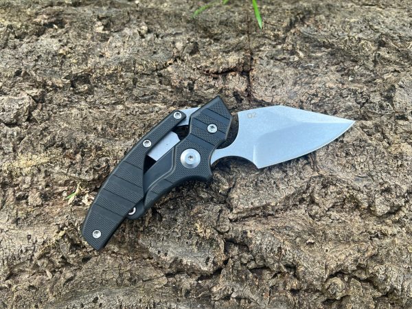 IMG_6848-1.jpg Couteau convertible D2 – Push Dagger / Droit