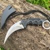 Karambit lame grise avec étui rigide