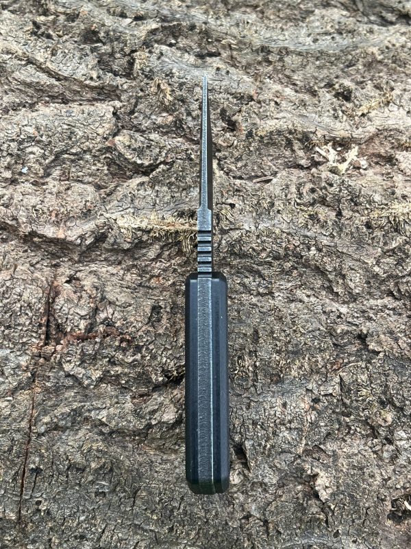 Couteau compact tanto D2 — full tang avec étui kydex