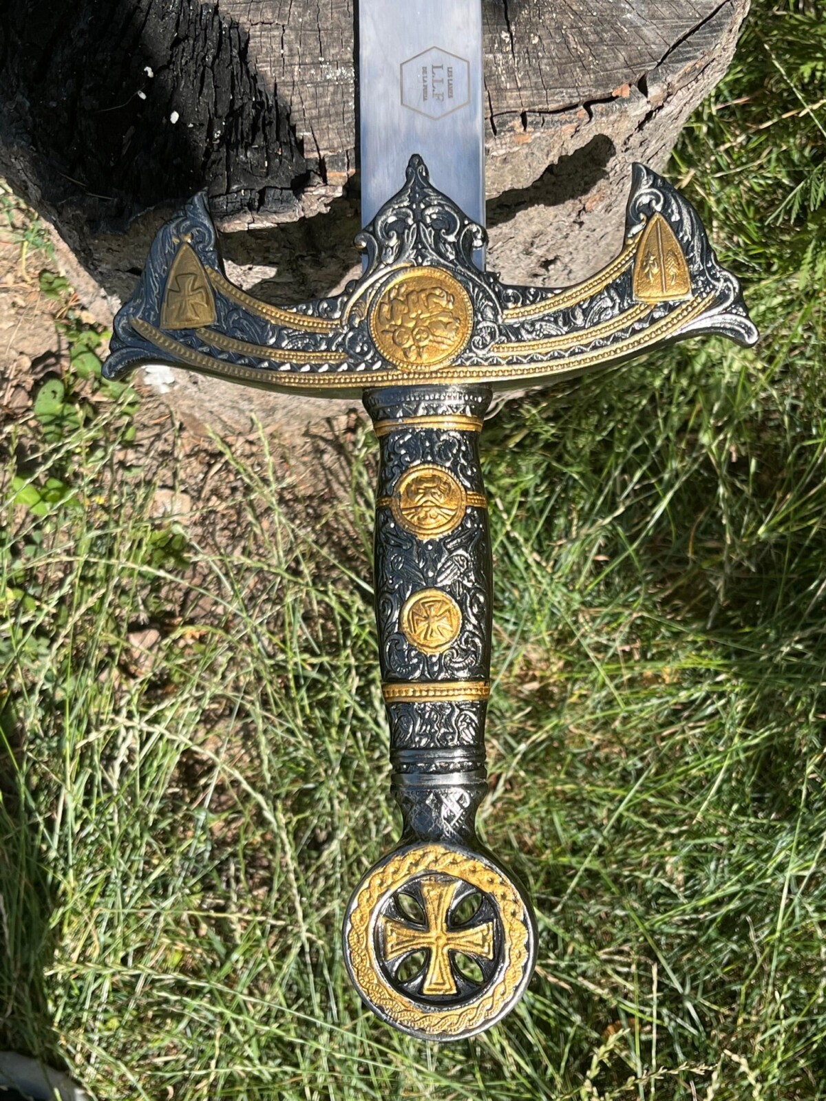 IMG_7191 Épée templier 108cm DEUS VULT LLF
