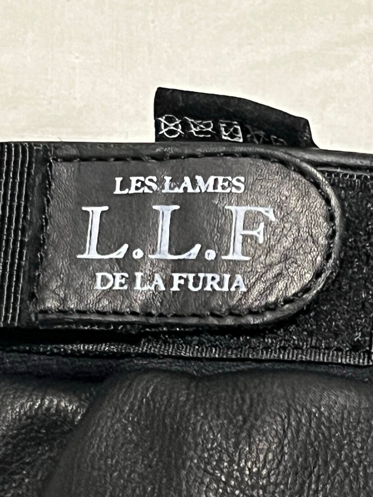 IMG_7630 Gants lestés DÉFENSEUR LLF cuir - kevlar - EVA