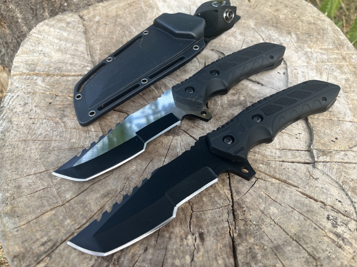 Couteau Fixe Tanto lame noire et lame acier avec étui rigide