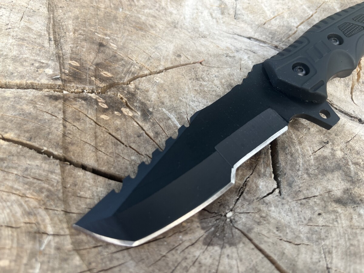 Couteau Fixe Tanto lame noire avec manche texturé