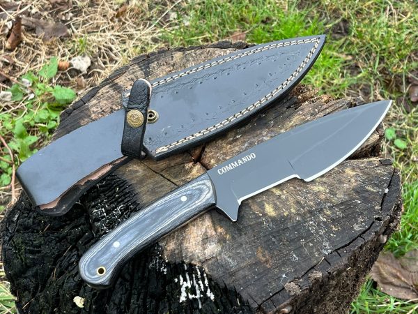 IMG_9639 couteau COMMANDO forgé LLF 30cm acier 1095 manche bois olivier vue principale