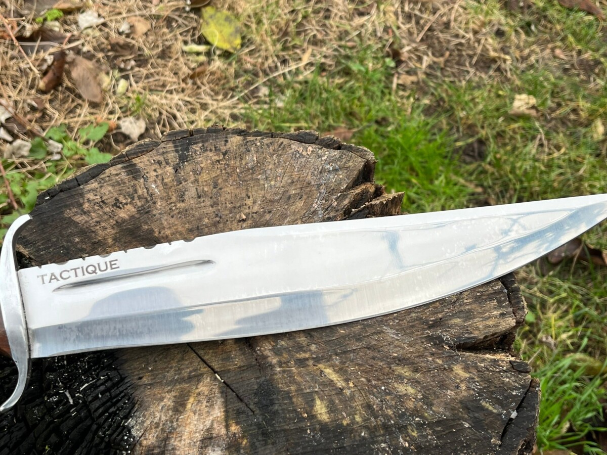 couteau bowie LLF 47,5cm acier carbone poli manche bois de rose étui cuir