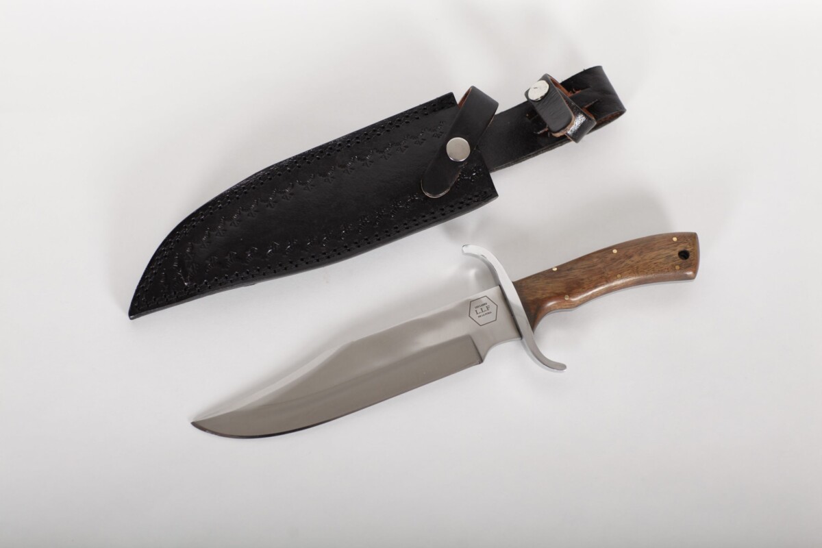 MG_8160-1.jpg couteau bowie tactique forgé LLF 35cm étui cuir MOLLE vue principale