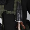MG_8233_cff255be-2ef6-4833-8a8b-170dfd437f73-1.jpg Couteau bowie tactique forgé damas LLF 35cm étui MOLLE