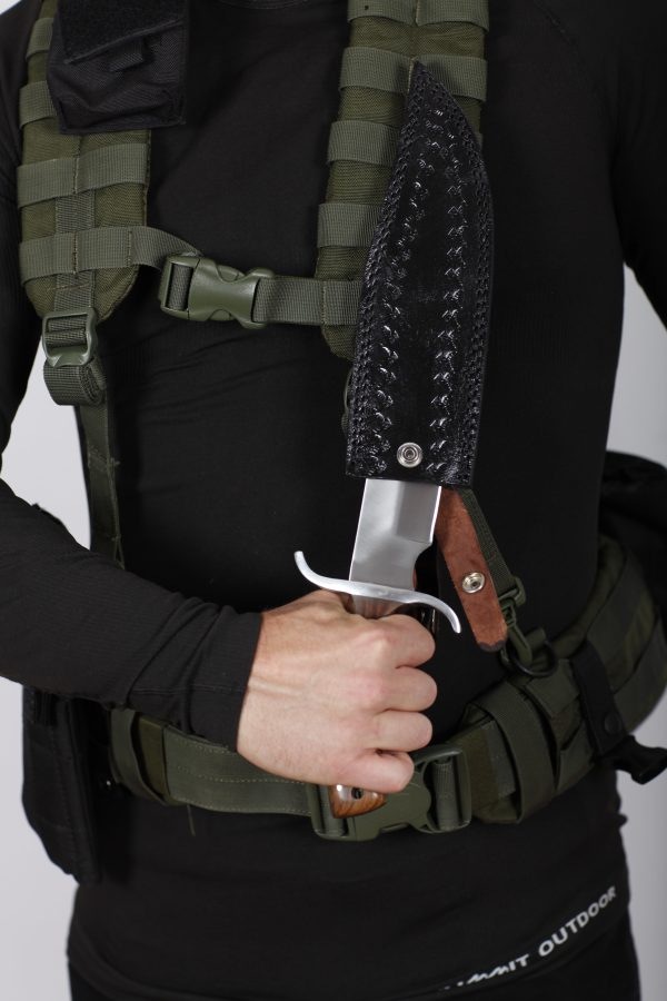 MG_8235-1.jpg Couteau bowie tactique forgé LLF 35cm étui cuir MOLLE