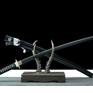 katana LLF White Shadow 1045 noir blanc contraste lame