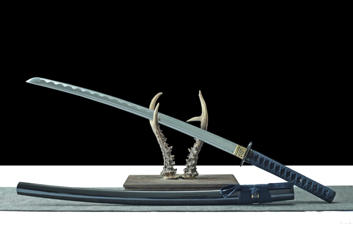 3 Katana Shadow Blue – Lame 72 cm – Acier 1045 – Full Tang – Trempe à l’huile