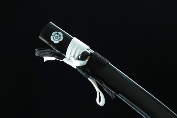 5(20) Katana White Shadow – Lame 72 cm – Acier 1045 – Full Tang – Finition Noir & Blanc