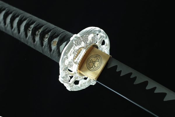 7(21) Katana White Shadow – Lame 72 cm – Acier 1045 – Full Tang – Finition Noir & Blanc
