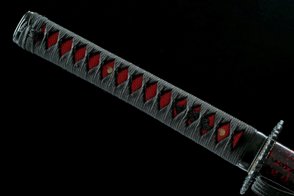 8(5) Katana LLF Blood Shadow – Acier T10 – Lame 72 cm – Full Tang – Trempe à l’huile