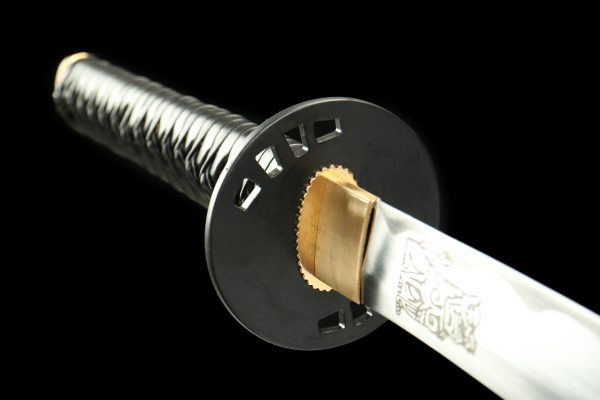 IMG_6718 Katana LLF Black Gold – Acier T10 – Lame 72 cm – Full Tang – Trempe à l’huile
