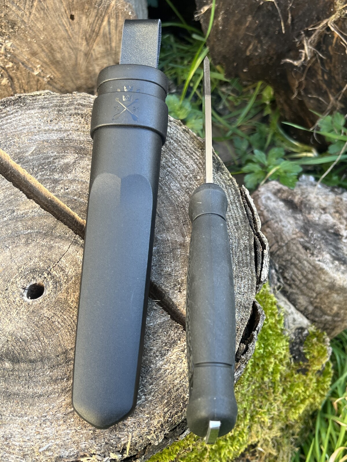 IMG_7321 Couteau Morakniv Noir – Acier 12C27 – Full Tang – Lame 11 cm