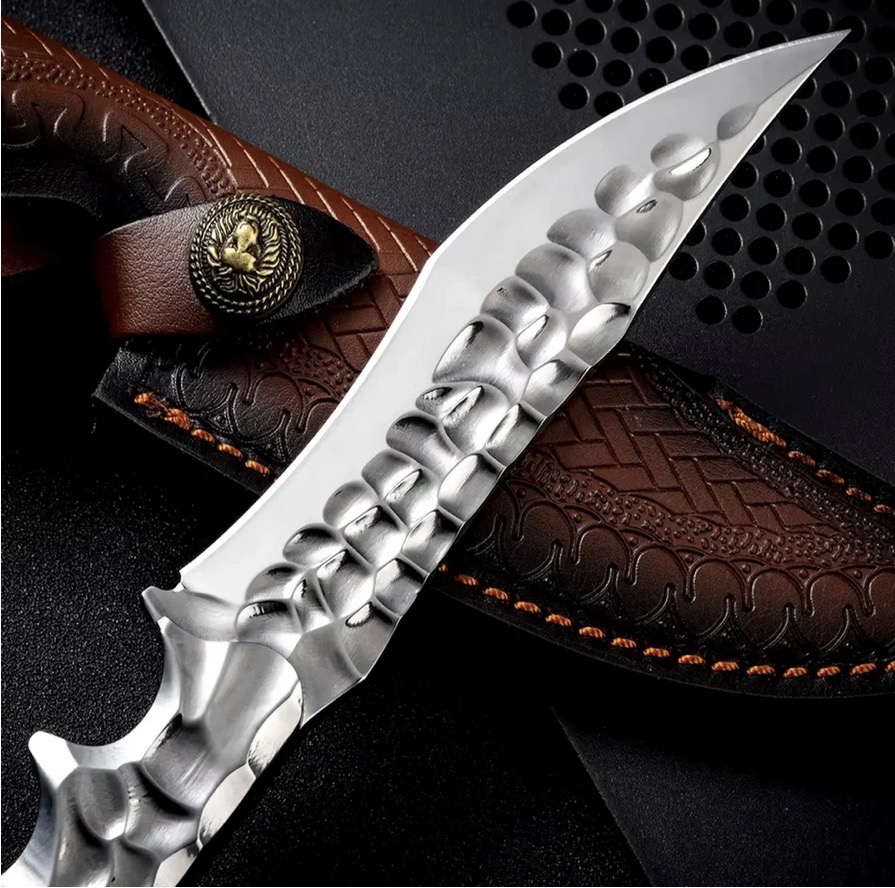 Screenshot Couteau martelé VG10 Dragonspire Edge – lame 13,5 cm – étui cuir premium