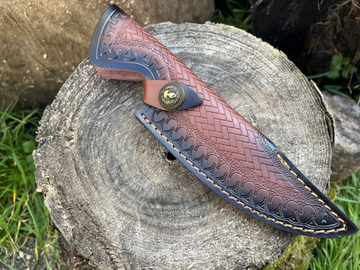 IMG_7409 Couteau martelé VG10 Dragonspire Edge – lame 13,5 cm – étui cuir premium