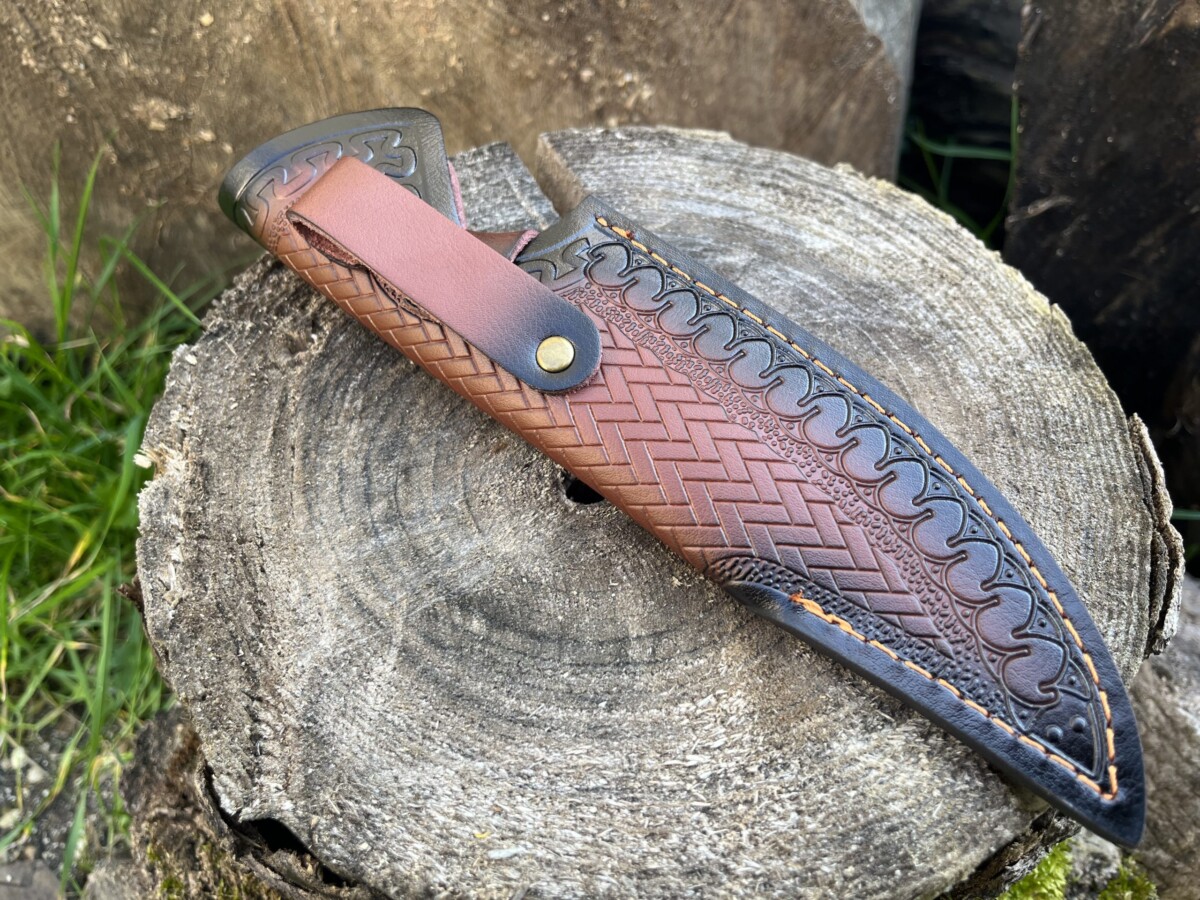 IMG_7410 Couteau martelé VG10 Dragonspire Edge – lame 13,5 cm – étui cuir premium