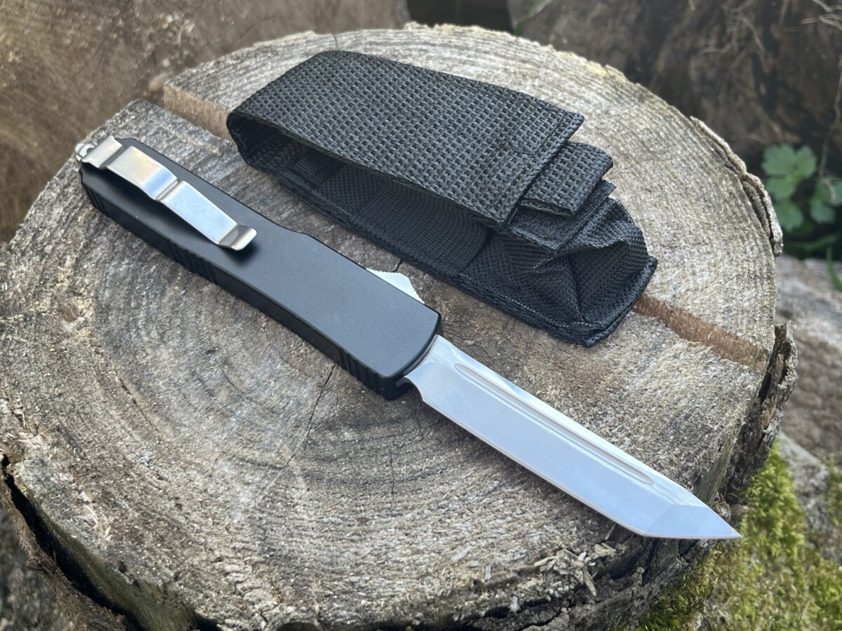 IMG_7455 Couteau automatique OTF RUPTURE Tanto 9 cm D2