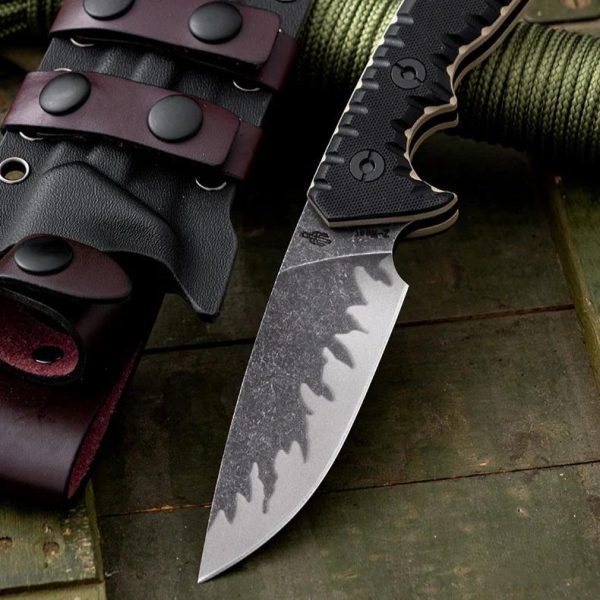 Couteau Tiger Edge A8 – D2 – Lame 6 mm – Étui Kydex sanglé cuir