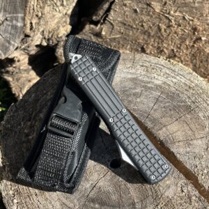 couteau automatique OTF à mécanisme optimisé lame tanto brise vitre vue principale