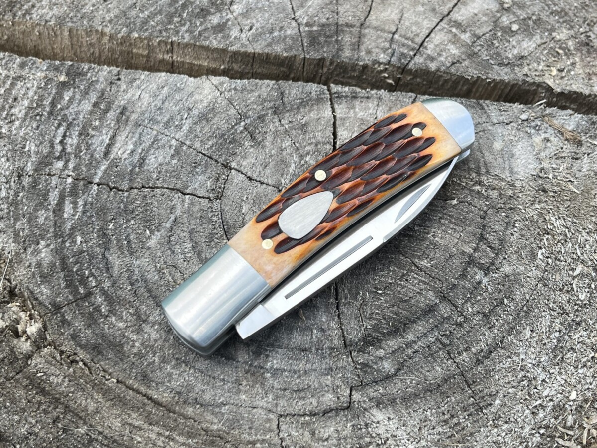 couteau pliant assisté traditionnel