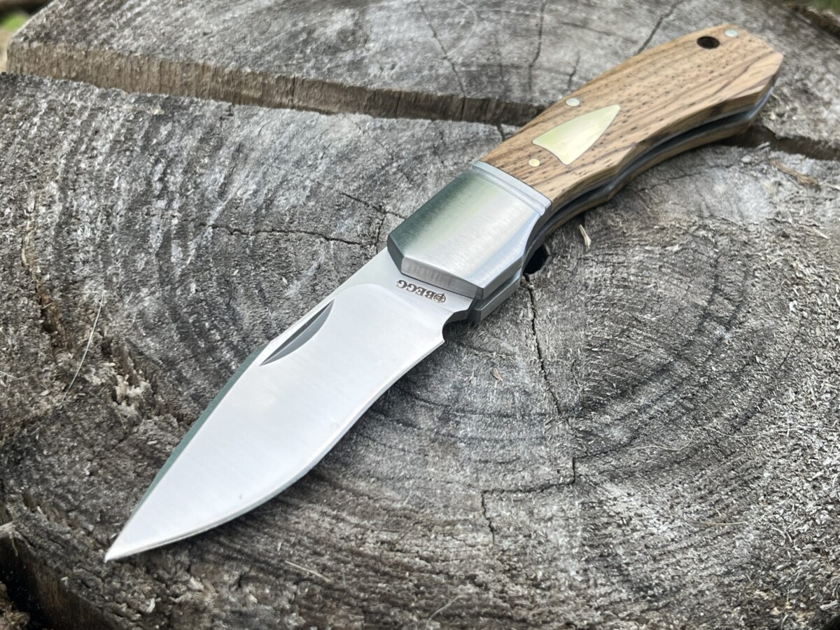 IMG_7975 couteau pliant zebrawood Sandvik
