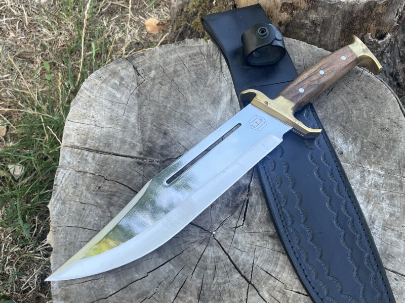 Grand couteau Bowie X46Cr13 Full Tang manche noyer LLF
