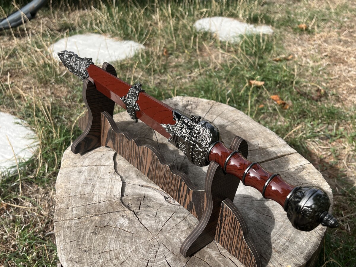 IMG_8974 Gladius ornemental 43 cm lame acier carbone gravée avec fourreau