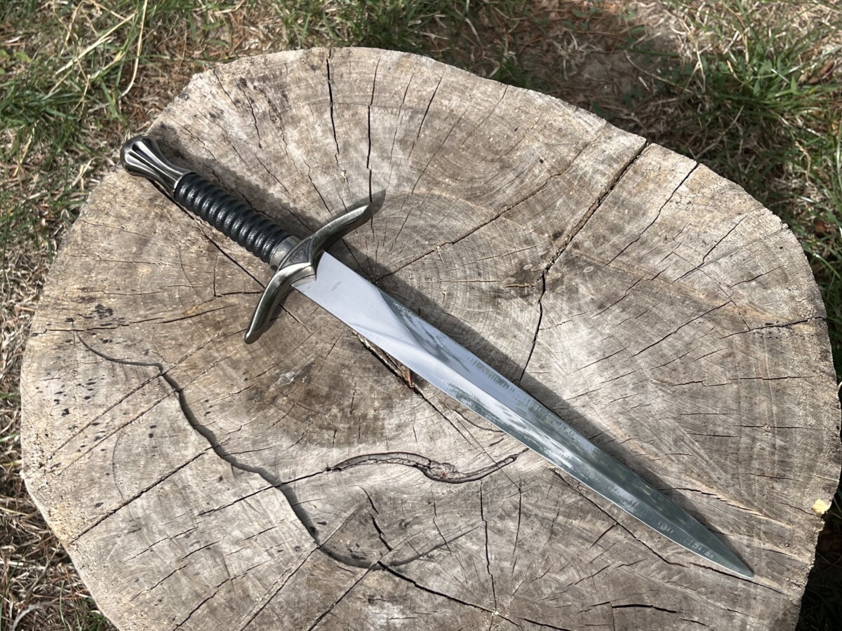 Épée miniature nordique 36 cm lame acier carbone garde runique avec fourreau