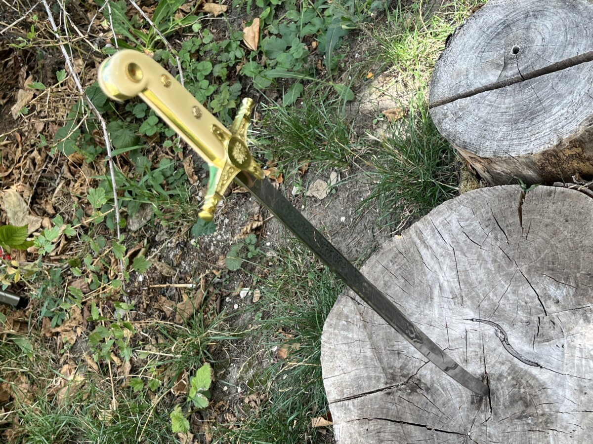 Sabre décoratif US Marines 50 cm lame acier carbone gravée avec fourreau métallique
