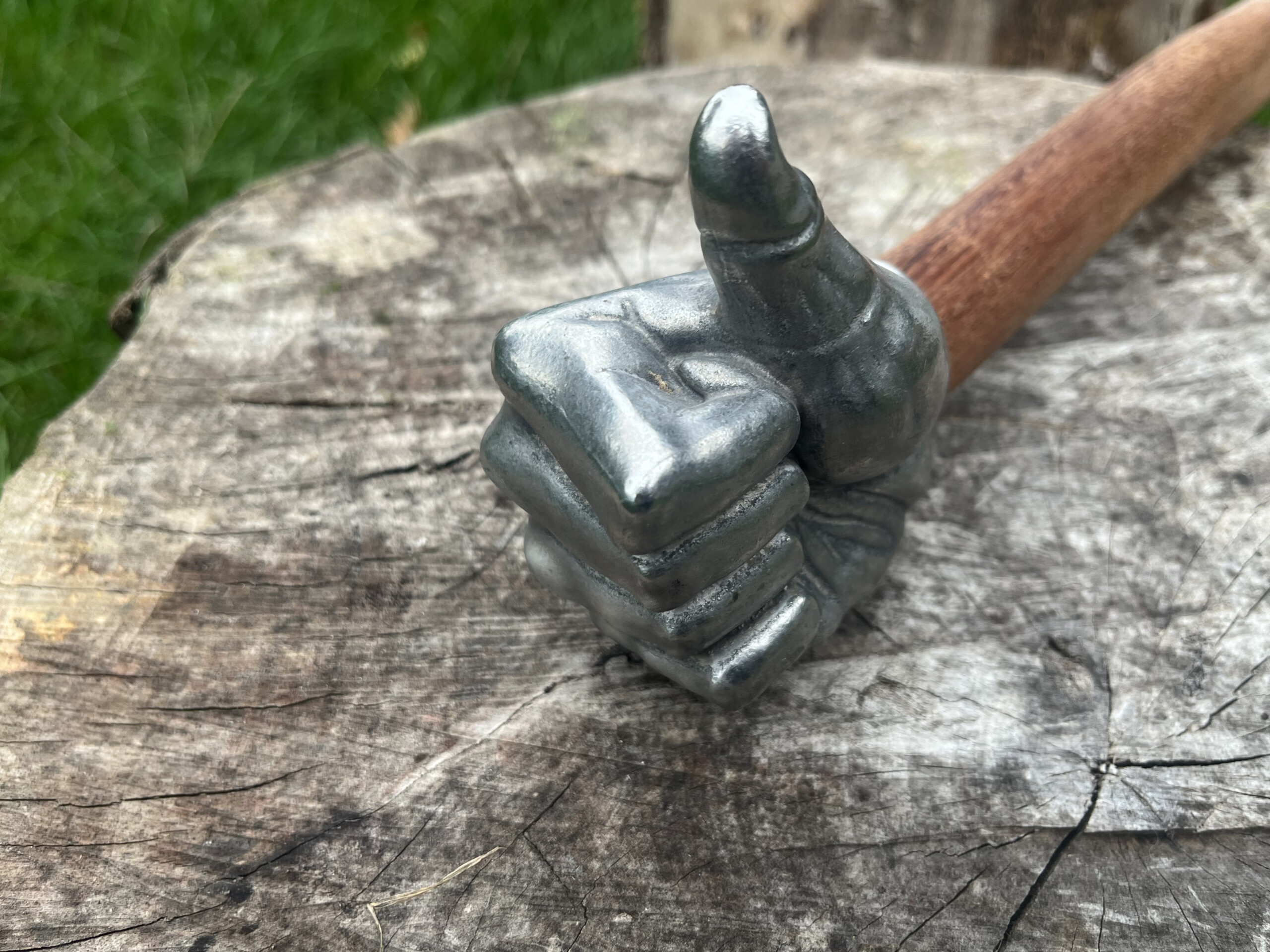 Fistard – Massette poing pouce levé acier 1095 manche frêne – Image 2